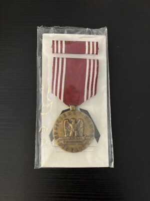 Efficiency honor fidelity medal 