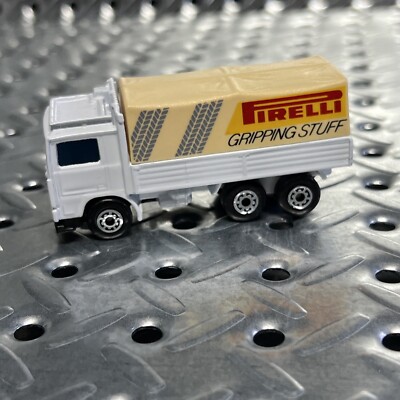 1992 Matchbox MB49 Moving Parts Series Volvo Tilt Cargo Truck Pirelli Tires Mint