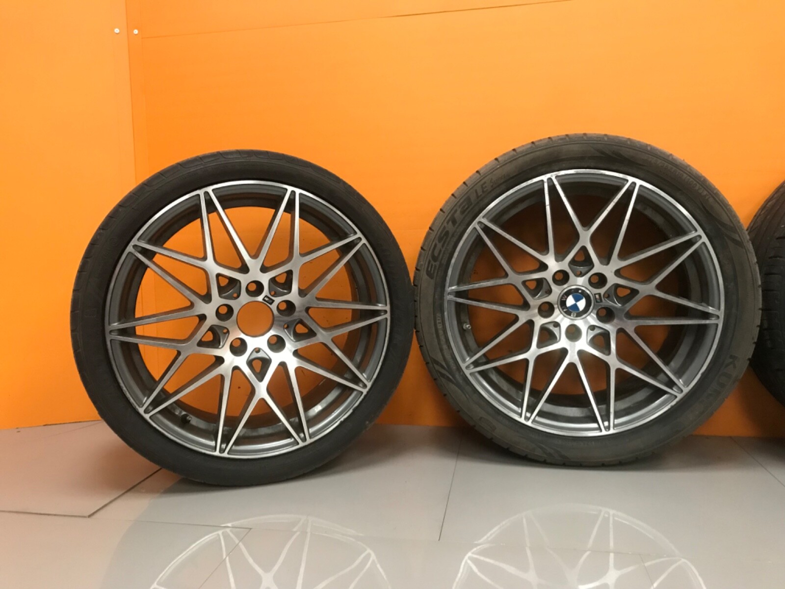 +BMW m3/m4 alloy wheels With tyres 275/35r19 - Image 4