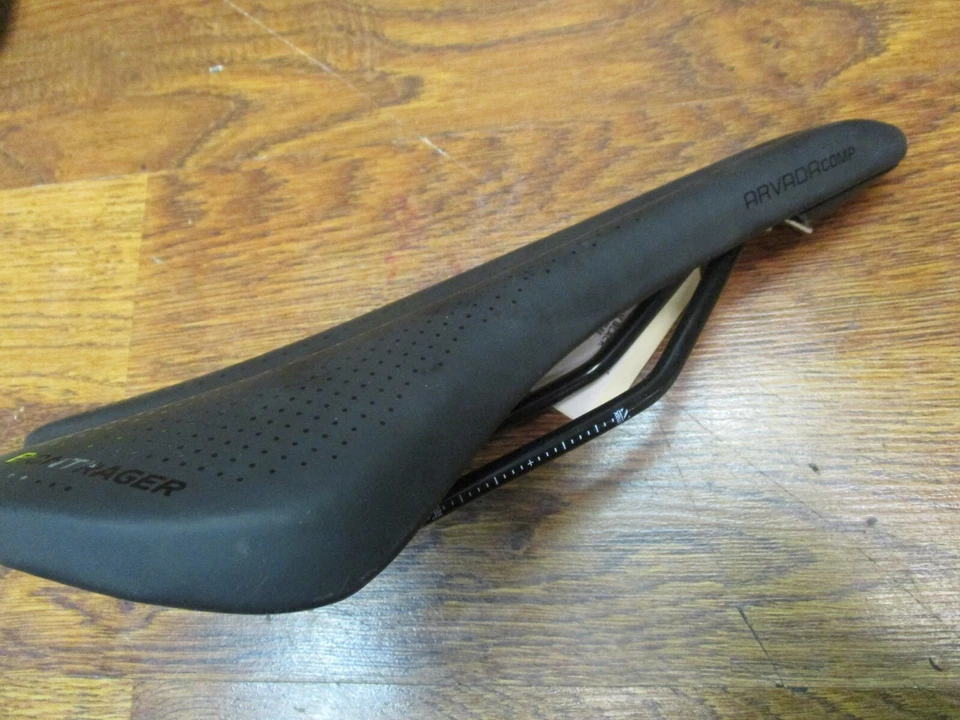 NUEVO SILLÍN TREK BONTRAGER ARVADA COMP - NEGRO - 138 Foto 2 de 4