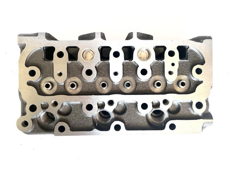 Genuine Kubota D722 Complete Cylinder Head Kit NEW 16689-03049     $1315.26 List