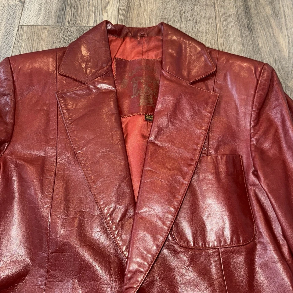 Chaqueta Blazer De Colección Años 70 Comstock Load Hombre Cuero Uruguay Rojo Parche Bolsillos Foto 3 de 4