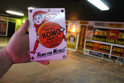 KOMO AUTOMOTIVE POLISH DEALER PORCELAIN METAL SIGN GAS OIL FORD GMC CHEVY