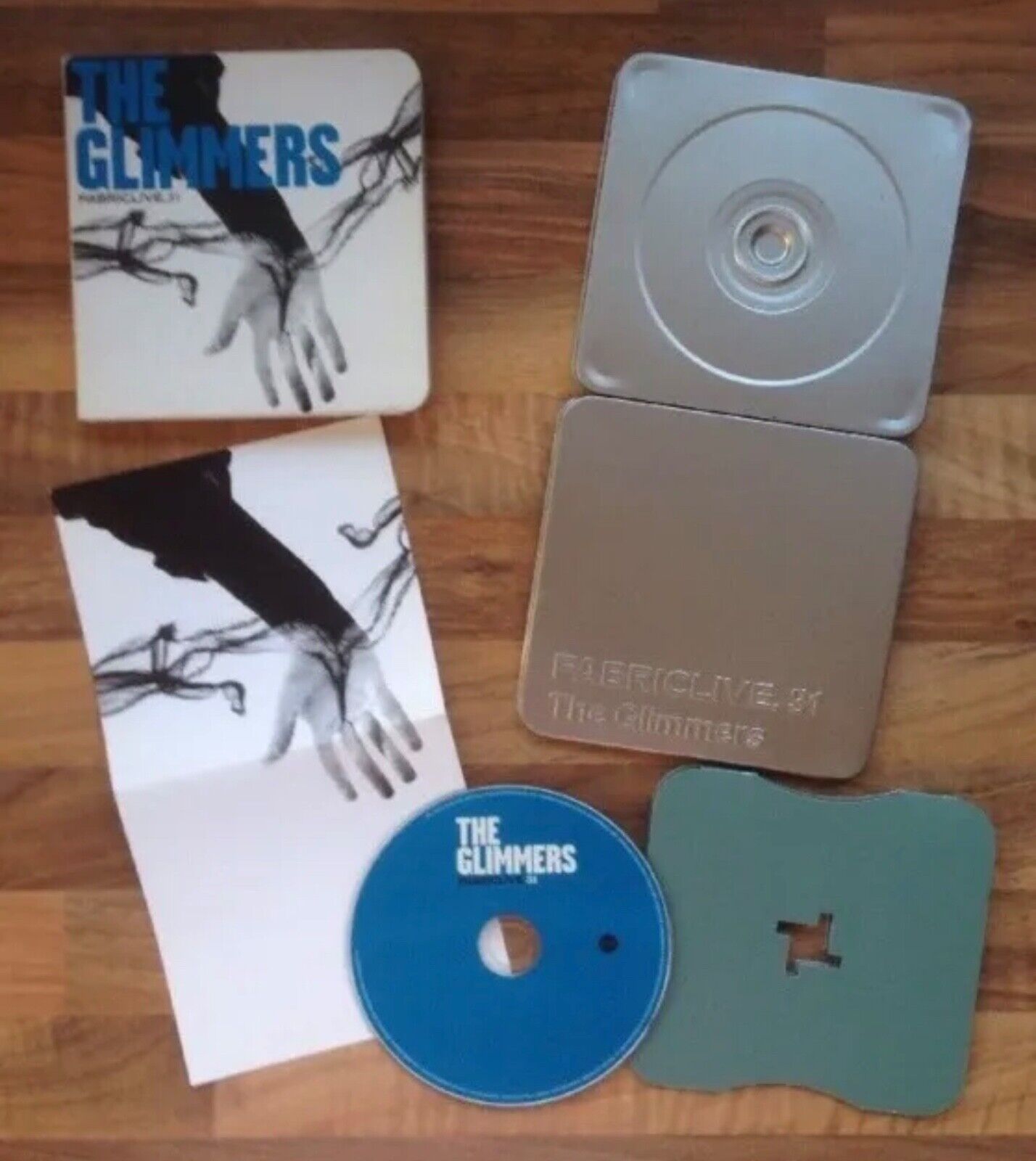FABRIC LIVE 31 THE GLIMMERS Various Artists Mixed CD Disc, Steel Casing & Sleeve