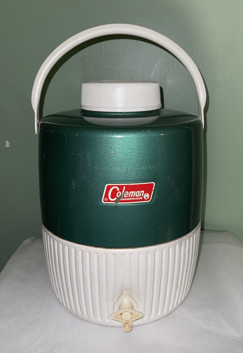 VTG 70s Classic Coleman 2 Gallon Green Metal Picnic Camping Water