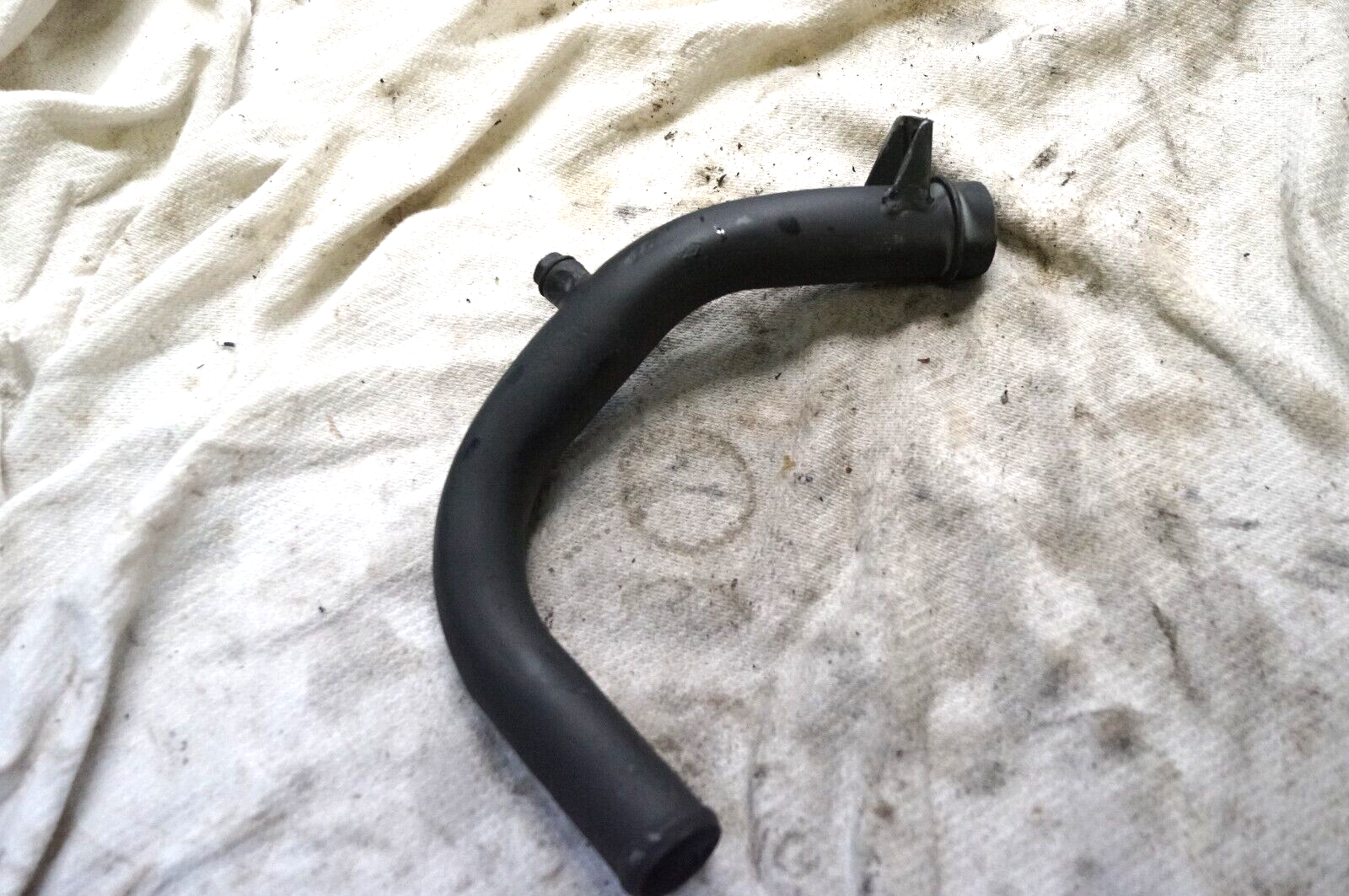 91 Kawasaki Ninja ZX11 C Radiator Water Coolant Hose Pipe Line OEM  39192-1011