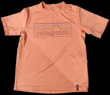 Patagonia Youth Sz M Capilene Silkweight T Shirt Short Sleeve Coral