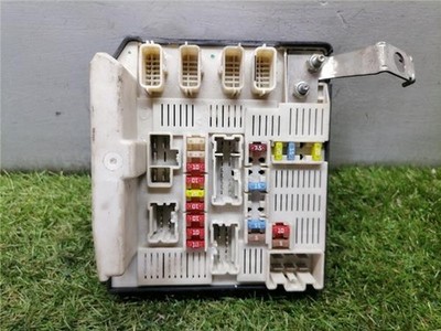USMCPFT 8200481866F  Relaiskasten Renault scenic ii jm 2003 no ficha