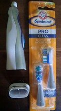 Spinbrush -Pro Clean -Soft 2 Replacement Brush Heads New used Handle