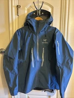 Arcteryx Alpha SV Light Blue Rain Ski Waterproof Jacket Mens Size Medium