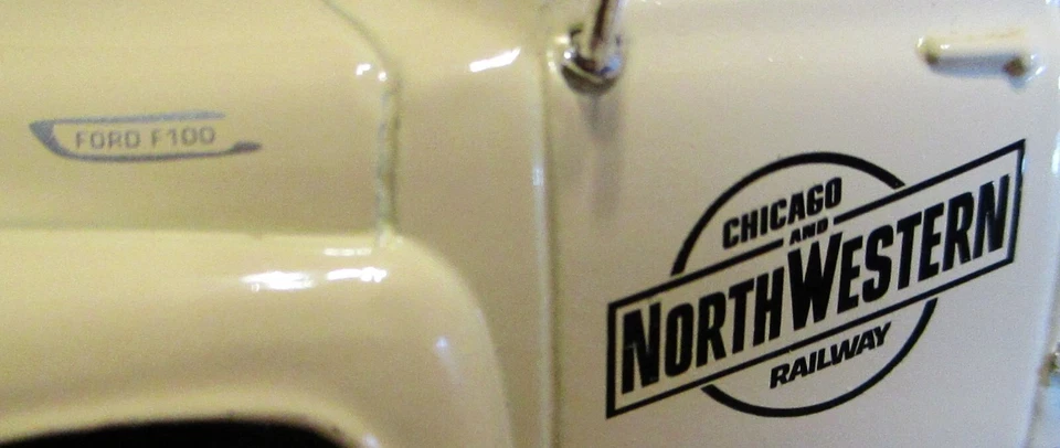 Chicago North Western Railway K-Line Kruisers 1953 Ford F100 Truck 1:43 Toy RR - Image 2 of 4