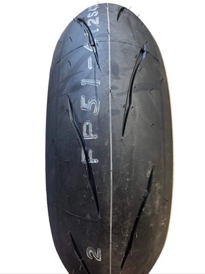 BRIDGESTONE BATTLAX RS12 BSW 190 55 17 75W REAR MOTORCYCLE TIRE 21250