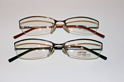 New Optic World W715 Eyeglass Frames 52-18-136 Color Choice Clear Glass for Rx