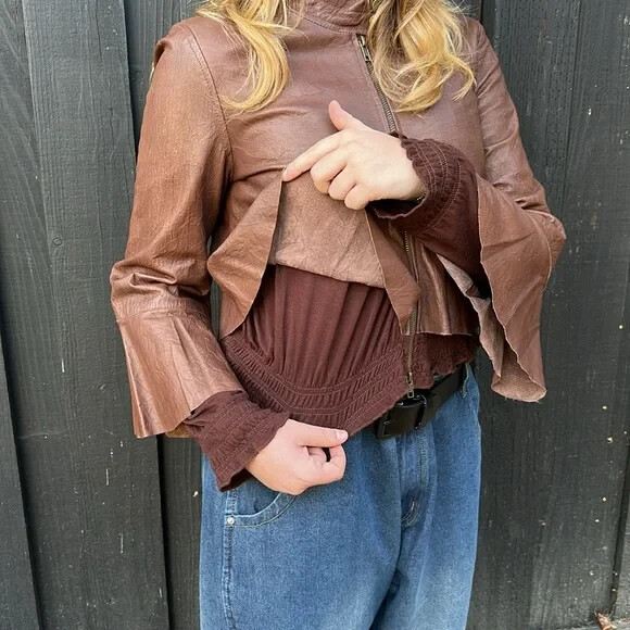 BCBGeneration medium brown leather cropped bell s… - image 7