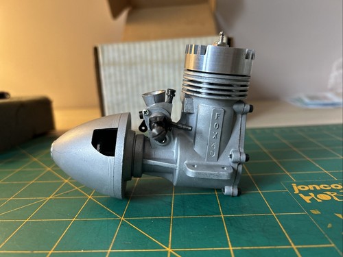 Fox Delux 40 BBRC Motor mit Schalldämpfer - Bild 5 von 15