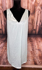 Vintage VASSARETTE Mint Green Silky Sleeveless Nightgown Nylon Large applique