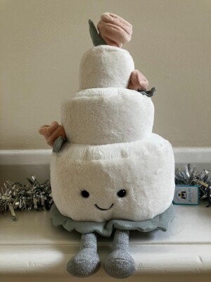 JELLYCAT I AM AMUSEABLE WEDDING CAKE BRAND NEW WITH TAGS GENUINE