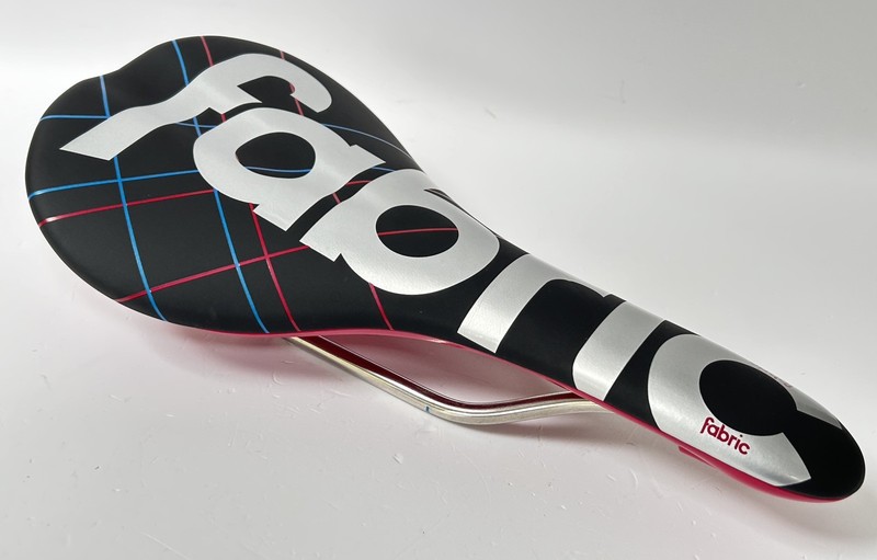 FABRIC SCOOP FLAT  Ti / TITAINIUM RAILS BIKE SADDLE. 246 GRAMS! WATERPROOF. NEW!