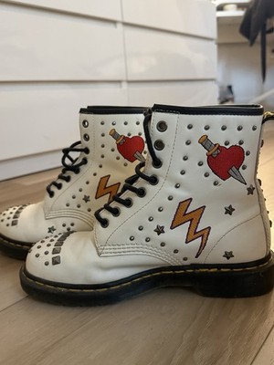 Dr. Martens 1460 Women s White Leather Studded Embroidered Lace-Up Boots UK 6
