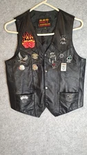 HOT LEATHERS Vest Mens Sz XS Hollister Rally Pins Embroidered Tongue Skull Head