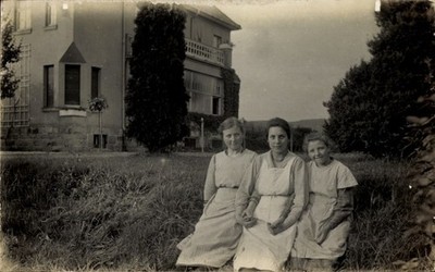 Foto Ak Lendringsen Menden im Sauerland, Familie Schulte, Grinsberg 11 - 5078134