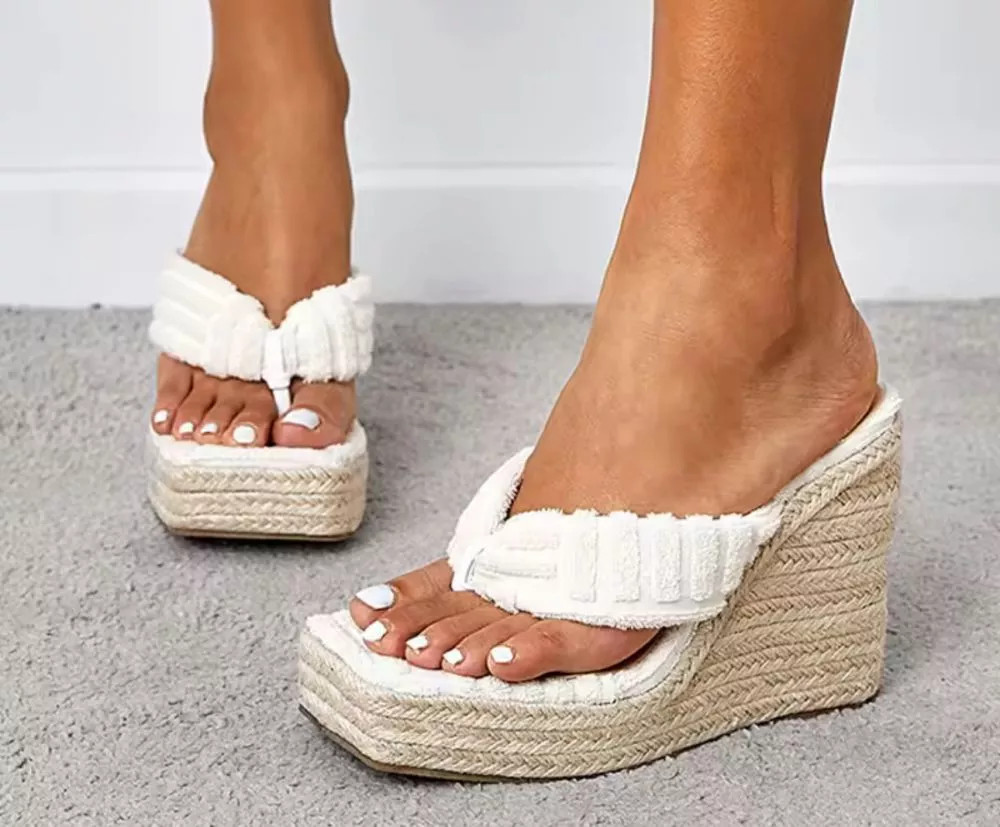 Cuñas Mar Con Chanclas Acolchado Y Único Cuerda 13,5 CM Verde O Blanco CF4418