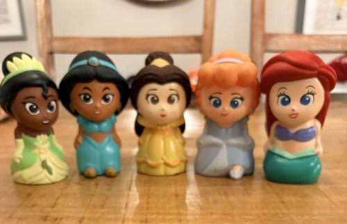Disney Princess 5 Piece Bath Squirter Bucket Set