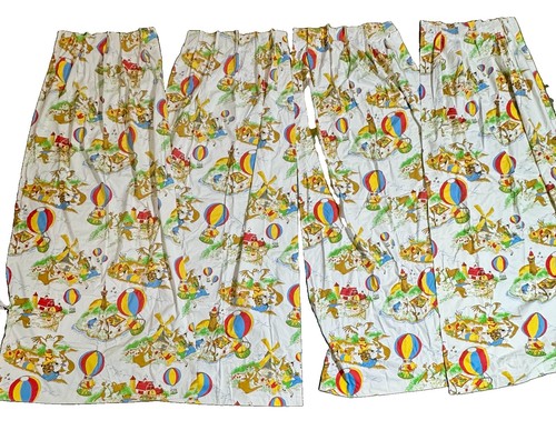 Vintage Walt Disney Winnie The Pooh Pleated Curtain 4 Panels  25 x 84 inch