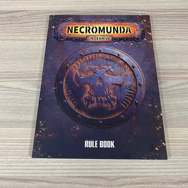 NECROMUNDA UNDERHIVE RULEBOOK SOFTBACK BOOK WARHAMMER 40,000 40K 2017