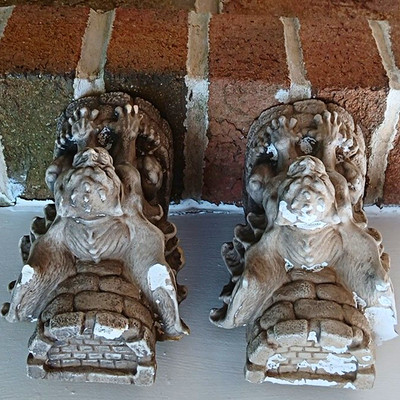 Gothic Gargoyle Resin Bookends Pair, Gray/White, 3D Textured Effect