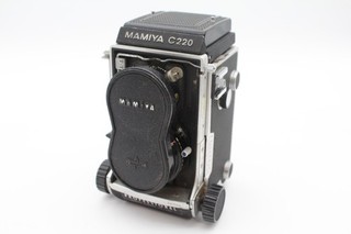 Mamiya C220 Professional TLR Film Camera Working w/ Mamiya Sekor 80mm f/2.8 Lens