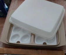 Vintage TUPPERWARE Deviled Egg Keeper 723 Tan + 2 Trays + Sheer Lid 722 USA 🥚