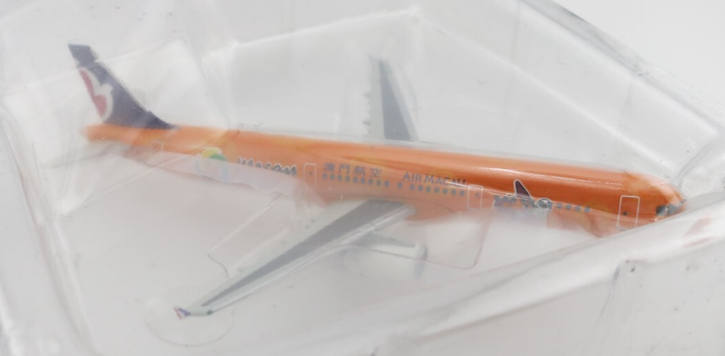Herpa Air Macau Airbus A321 Model - 1:500 - 508865 - East Asia