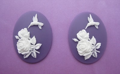 2 White on BRIGHT PURPLE HUMMINGBIRD & ROSES Flowers 40mm x 30mm Craft CAMEOS