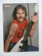 Rudolf Schenker "Scorpions" Autogramm signed A4 Magazinbild