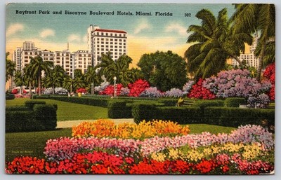 1940 Miami FL Bayfront Park Biscayne Blvd Hotels Tichnor Linen Postcard AA786