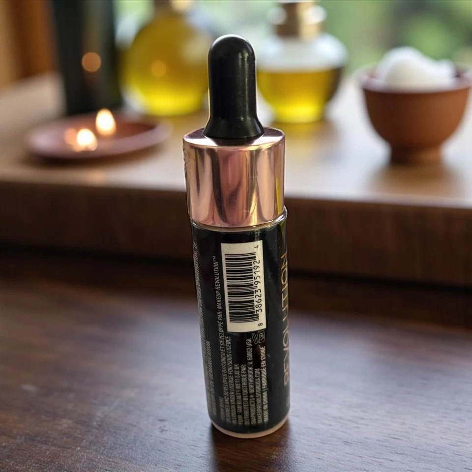 Makeup Revolution Liquid Highlighter - Rose Gold, 0.61 fl oz - Image 2 of 4