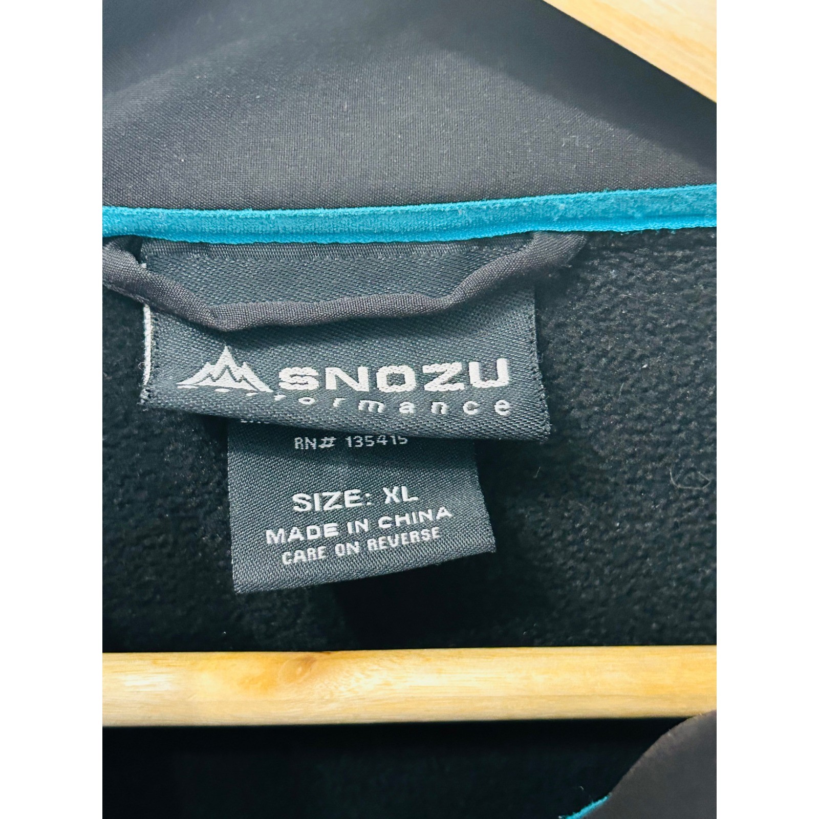 Snozu Performance Men Black Softshell Jacket Teal… - image 3