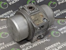 USED Worcester Model 05637 Series 37 Double Acting Pneumatic Actuator