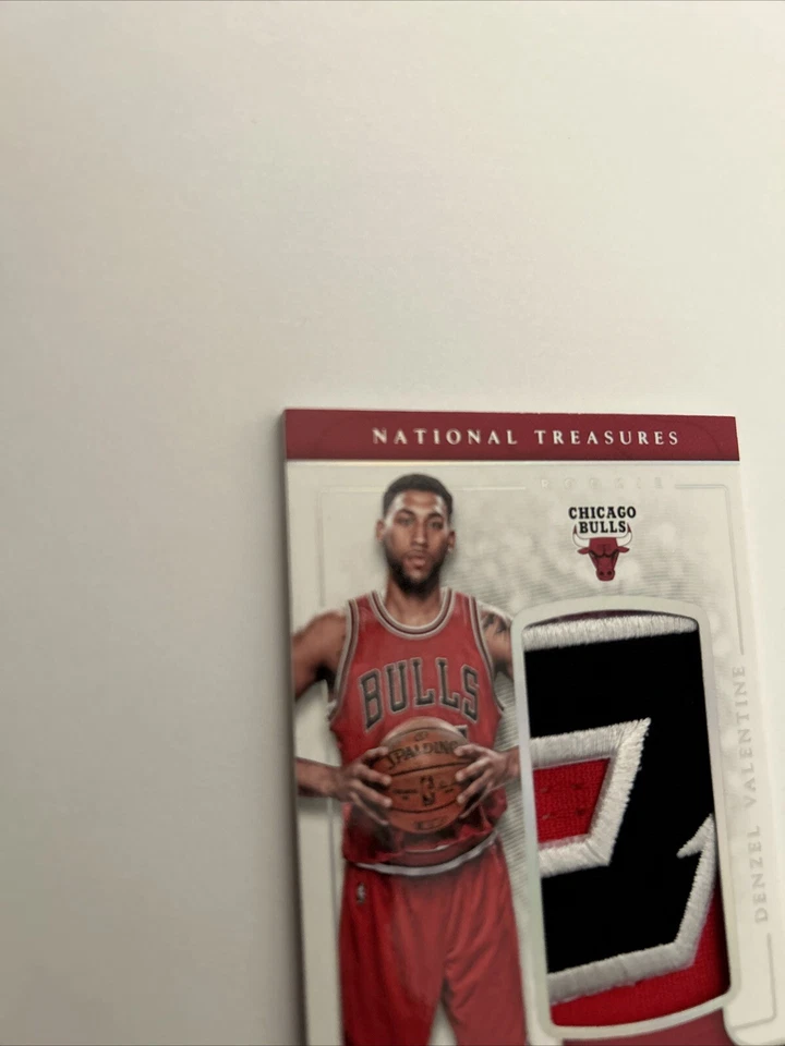 2016-17 Panini National Treasures - Rookie Jumbo 1 Of 1 #15 Denzel Valentine  - Image 3 of 4