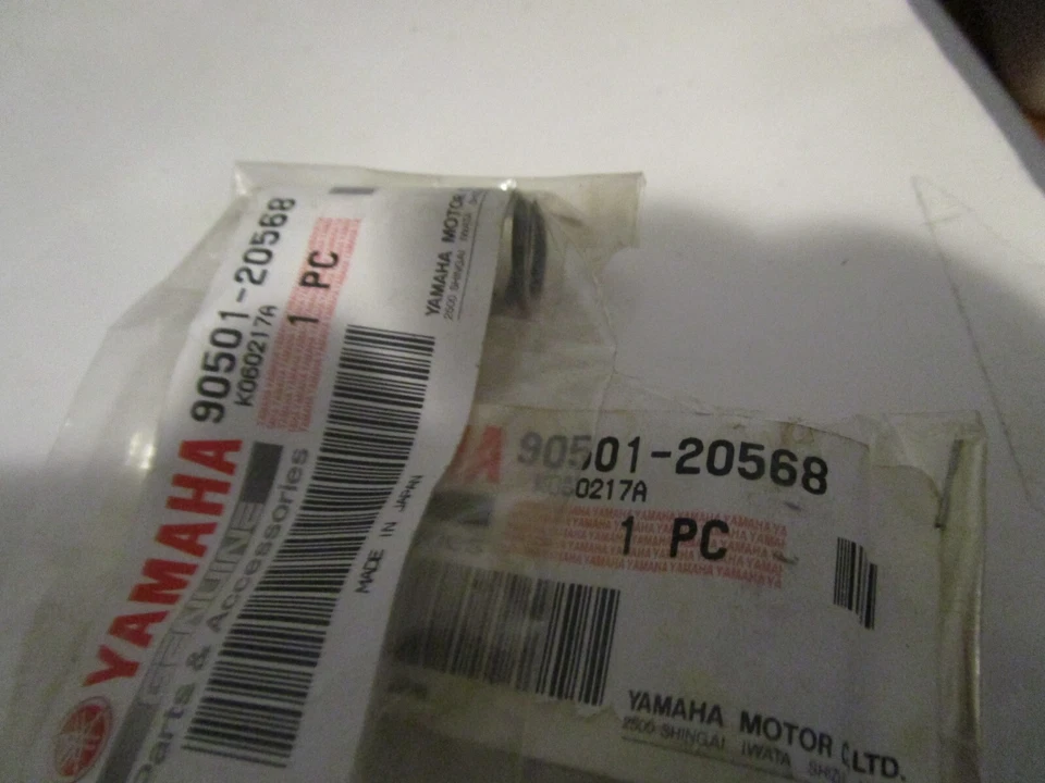 Nuevo de Lote Antiguo Muelle de Compresión Yamaha 1989-2006 YFS200 1992 WR200RD 90501-20568 Foto 2 de 4