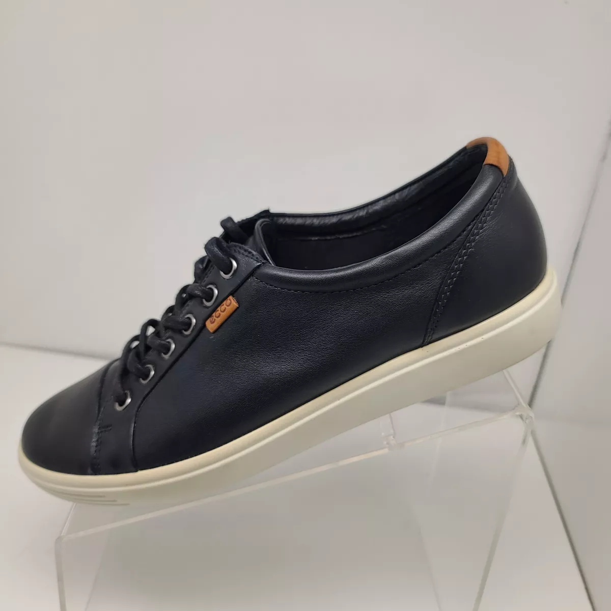 Ecco labor top day sale
