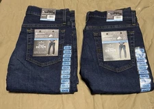 2 Pairs of 32 X 32 Member’s Mark Straight Fit Premium Stretch Denim Jeans 32x32