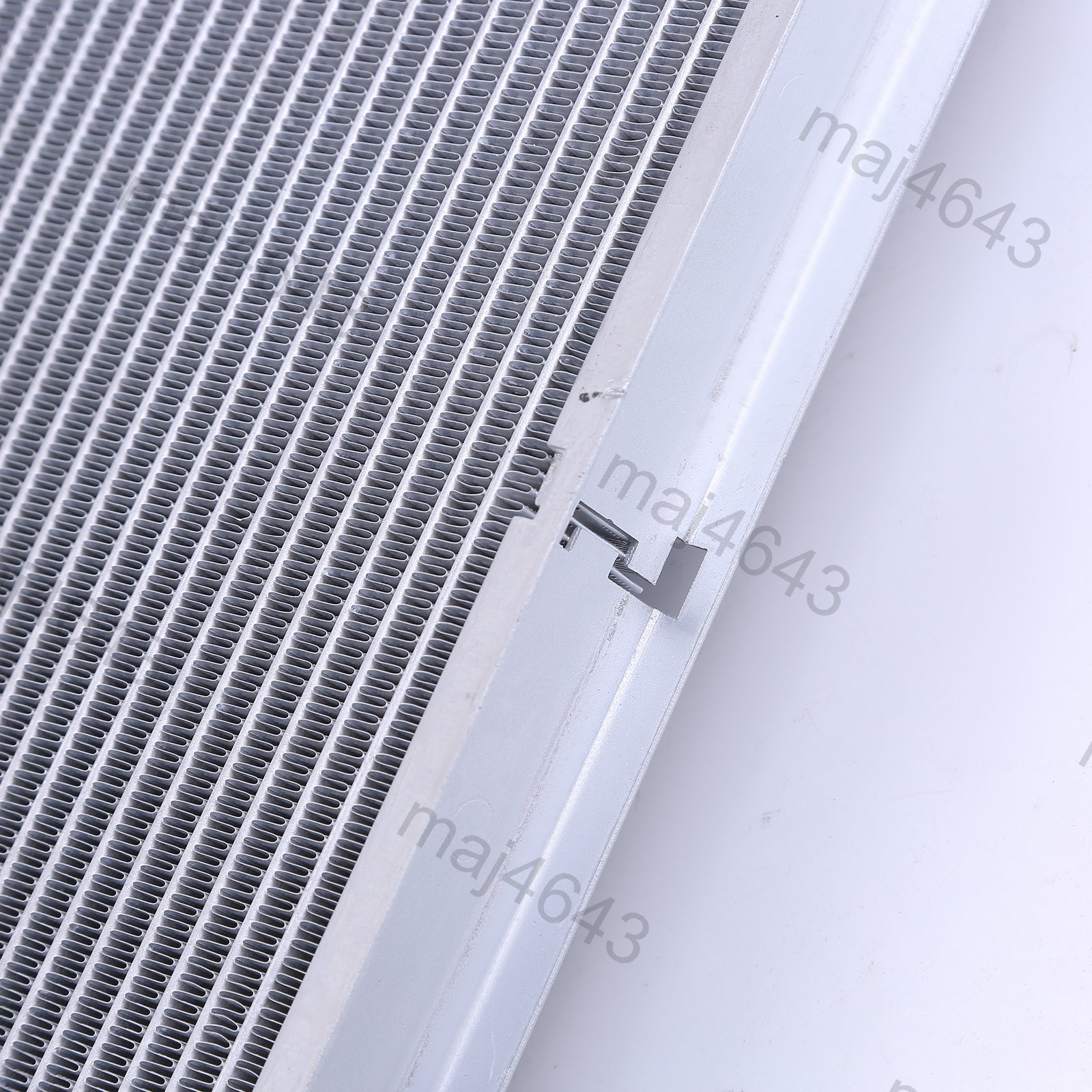 670109996 For Maserati Ghibli Levante Quattroporte Water Radiator 2014-2020