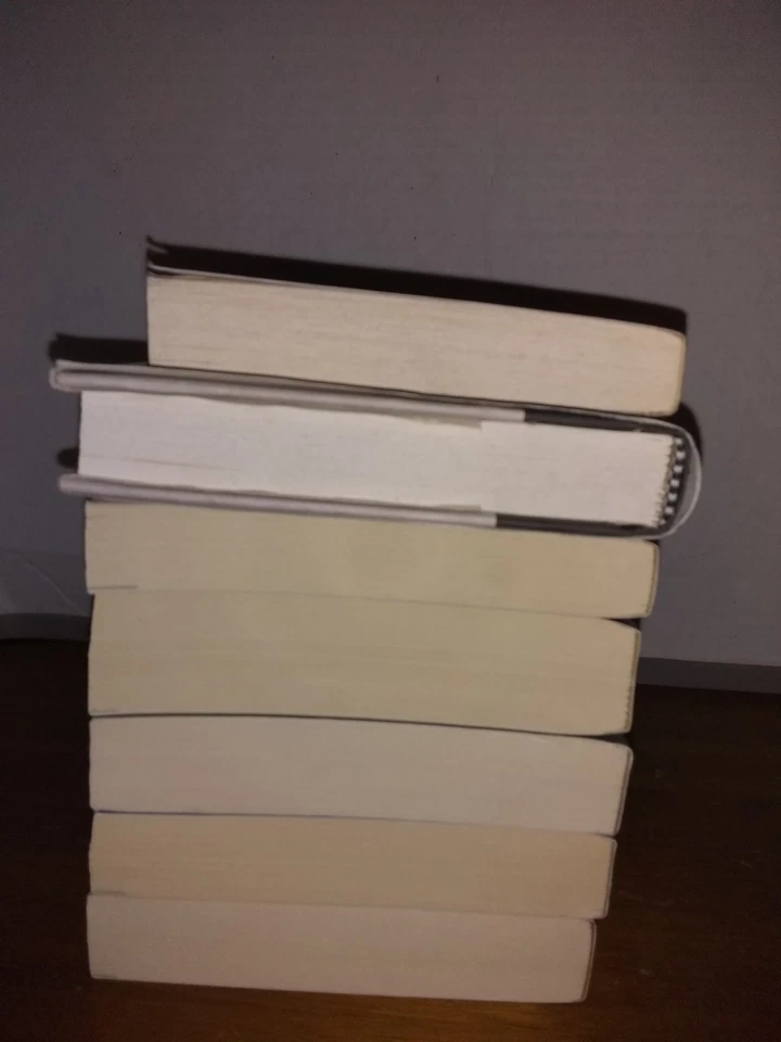 Lot of 7 Soho Crime Peter Lovesey, James Benn Cara Black, Colin Cotterill Foto 2 de 4