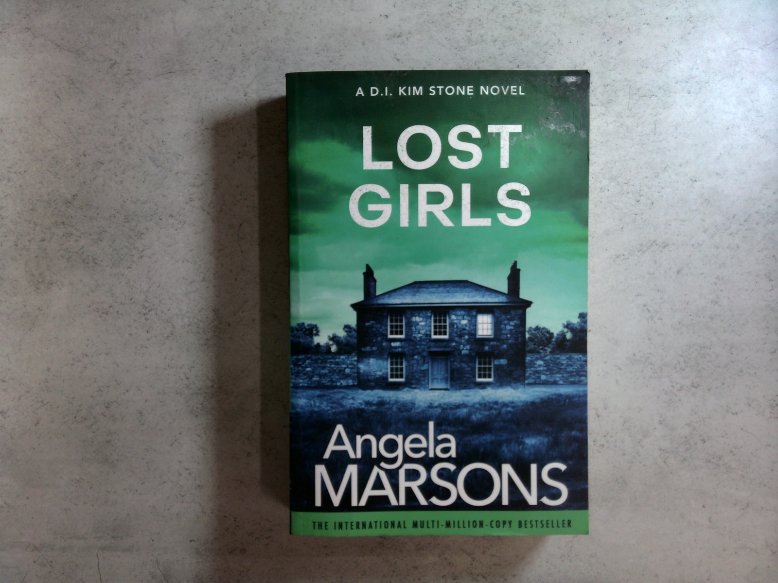 Lost Girls by Angela Marsons (2024) Paperback