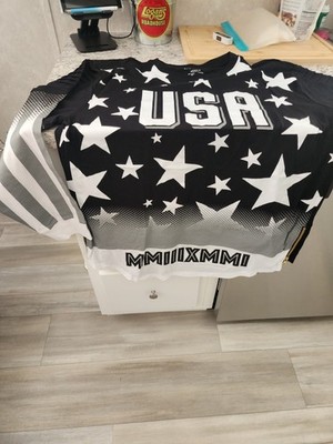 New With Tags. Long Sleeve Sz 3x (Small) Very Nice Shirt .