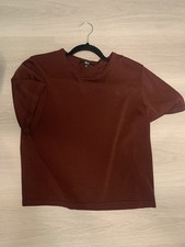 Uniqlo Women  s Brown Solid Knit Crew Neck Short Sleeve T-Shirt Regular L