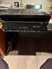 Peavey PV2600 Amplifier in flight case
