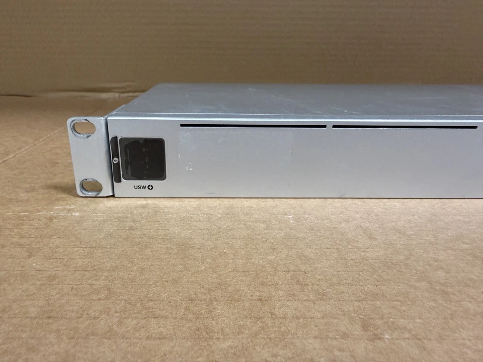 Ubiquiti UniFi USW-24-PoE Gen 2 – 24-Port Managed PoE+ Gigabit Switch SFP+ - Image 2 of 4